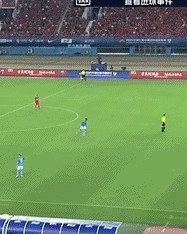 中超半场战报：钟义浩建功卡多索进球无效 河南队1球领先深圳新鹏城